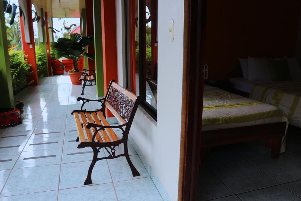 Hotel Las Flores Fortuna La Fortuna Extérieur photo