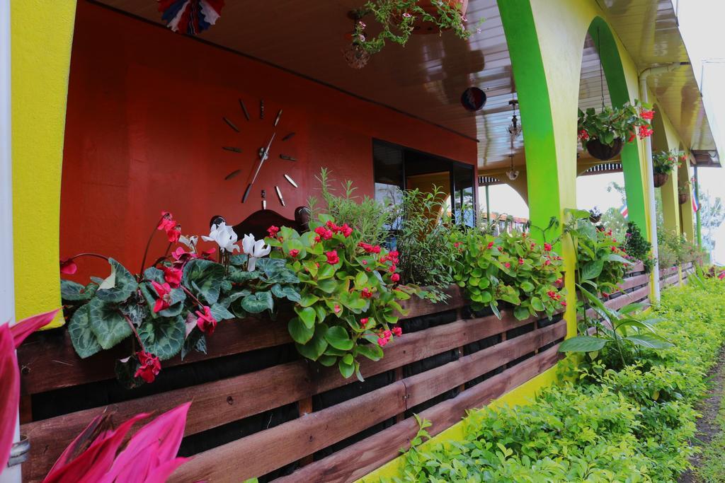 Hotel Las Flores Fortuna La Fortuna Extérieur photo