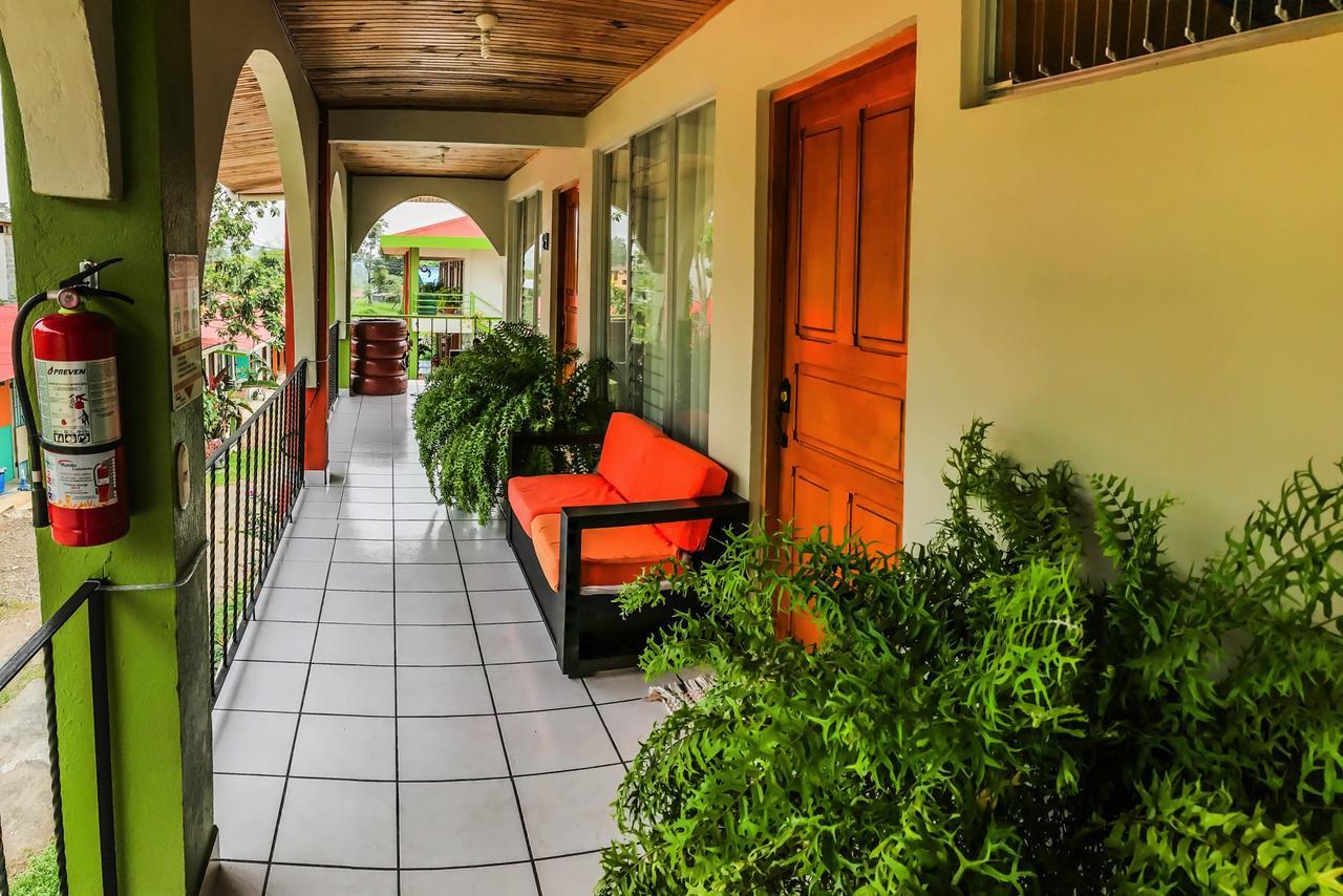 Hotel Las Flores Fortuna La Fortuna Extérieur photo
